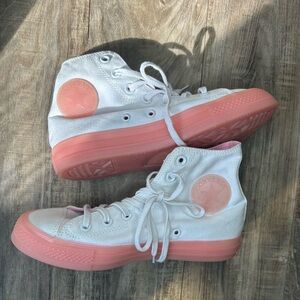Converse All-Stars High-Tops in White and Pink Jelly bottoms women’s size 8